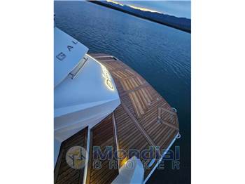 Galeon 700 Skydeck