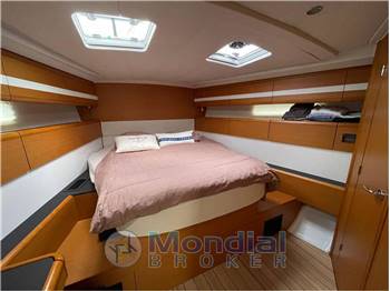 Jeanneau 53