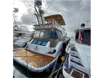 Fairline Squadron 65