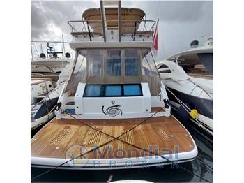 Fairline Squadron 65