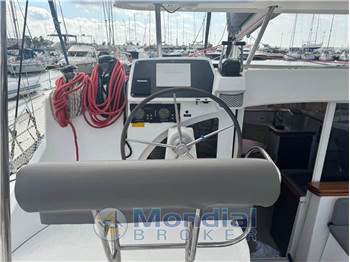 Lagoon 380