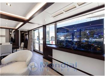 Sunseeker 95 Yacht