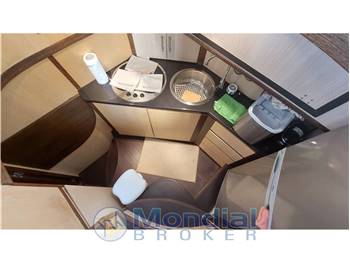 Cantieri Navali del Tirreno Cayman 50 Fly