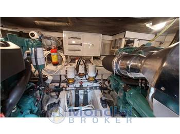 Cantieri Navali del Tirreno Cayman 50 Fly