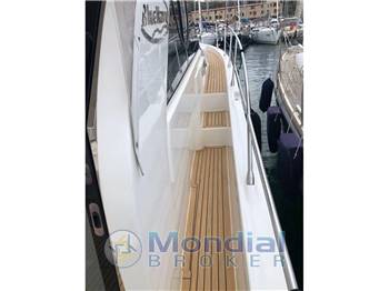 Motor Yacht Blue Navy 430 Cruiser
