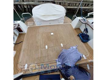 Motor Yacht Blue Navy 430 Cruiser