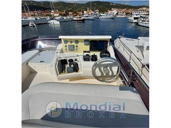 Ferretti Yachts 480