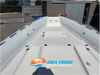 CANTIERI MAGAZZU' STRIKER 10.90