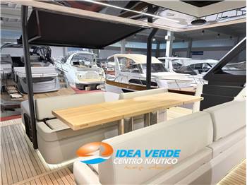 CRANCHI A46 LUXURY TENDER