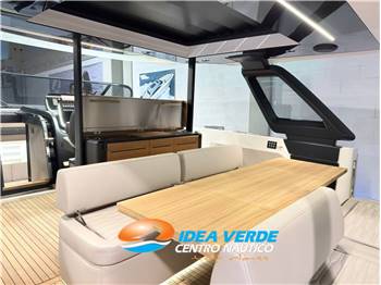 CRANCHI A46 LUXURY TENDER