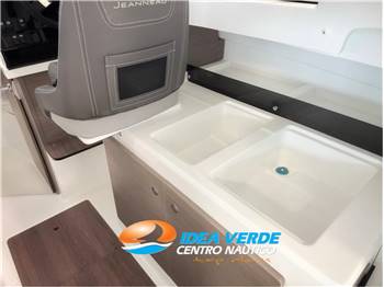 JEANNEAU MERRY FISHER 695