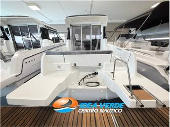 JEANNEAU MERRY FISHER 695