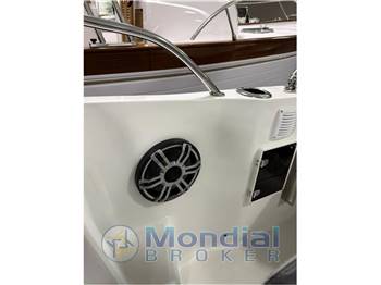 JEANNEAU CAP CAMARAT 7.5WA