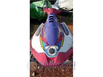 Polaris Moto d'acqua EC75W