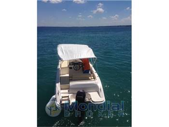 Noleggio Rent As Marine 570 Open senza patente sul Lago di Garda