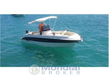 Noleggio Rent As Marine 570 Open senza patente sul Lago di Garda