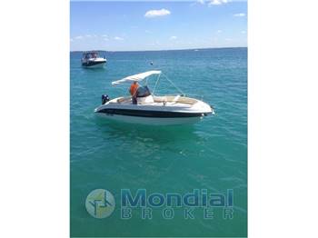 Noleggio Rent As Marine 570 Open senza patente sul Lago di Garda