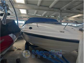 Chaparral210 SS Bowrider