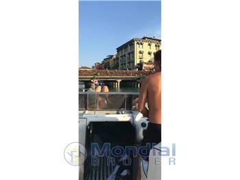 Mostes 24 Venere
