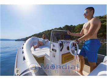 Joker Boat oker