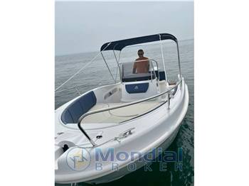Noleggio Rent Charter Allegra 21 - con patente