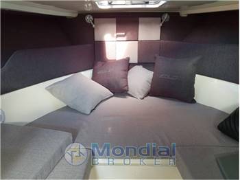 Eolo Marine 830 Day