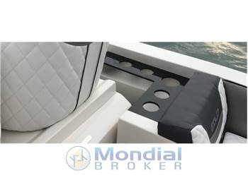 Eolo Marine 830 Day