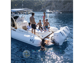 NUOVA JOLLY PRINCE 38 SPORT CABIN