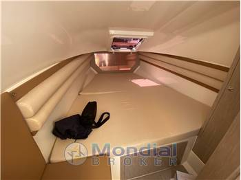 NUOVA JOLLY PRINCE 33 SPORT CABIN