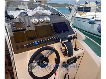 NUOVA JOLLY PRINCE 33 SPORT CABIN