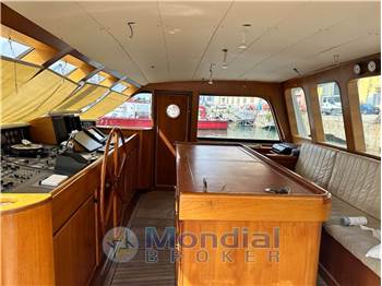 Astilleros Armos-Navia MOTORSAILER
