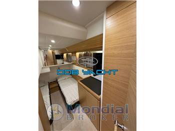 FERRETTI 620 FLY