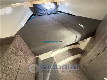 NUOVA JOLLY PRINCE 38 SPORT CABIN