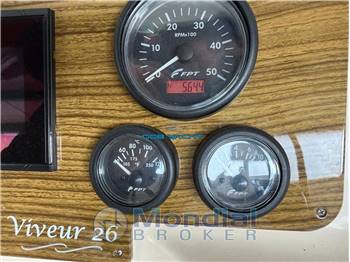 CANTIERI TIRRENIA VIVEUR 26