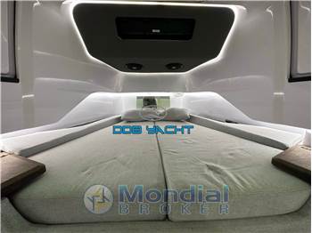 AXOPAR 37 SUN TOP BRABUS