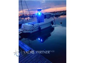 Quicksilver 690 Arvor