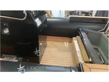 Lomac Nautica 730 Club