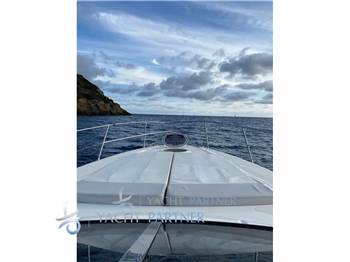 Azimut Atlantis 39