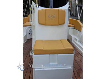 Fly Boat 656