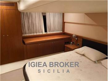 Ferretti Yachts 510