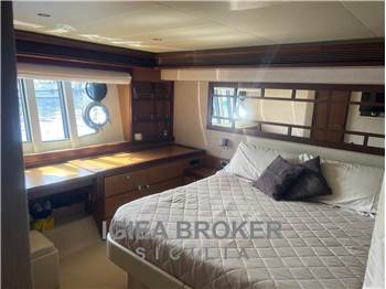 Ferretti Yachts FERRETTI 630