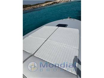 Magnum Marine Magnum 40