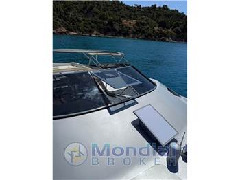 Magnum Marine Magnum 63