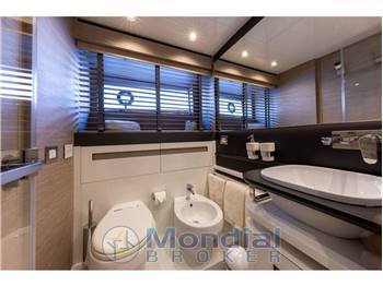 Extra Yachts 93