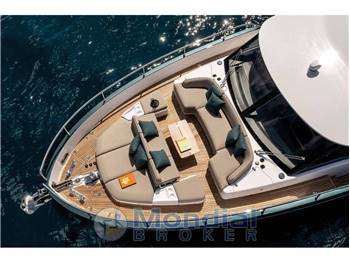 Azimut Magellano 60