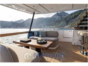 Azimut Magellano 60