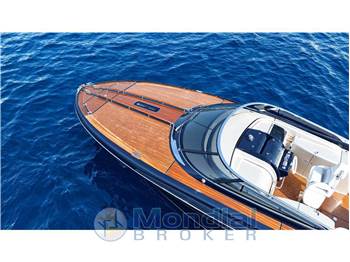 RIVA 44 Rivarama