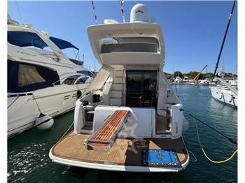 Azimut 42E