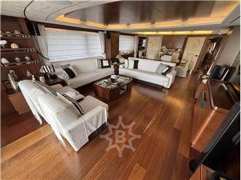 Azimut 105
