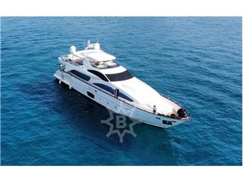 Azimut 105